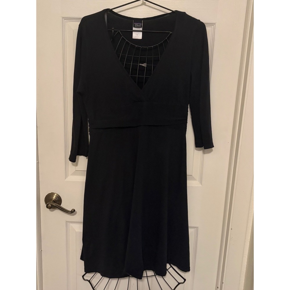 Patagonia Organic Cotton Black Empire Waist Dress Womens L Stretch V-Neck A-Line